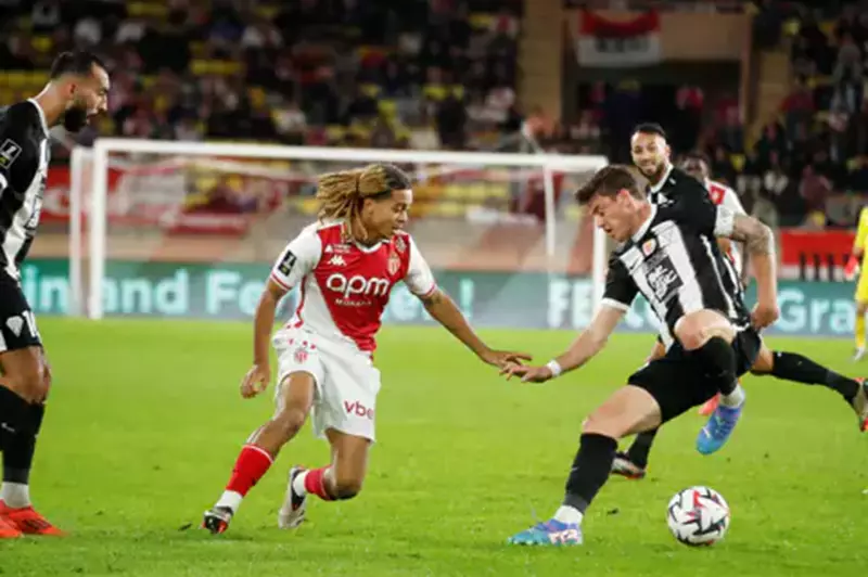 سايمون بوابري